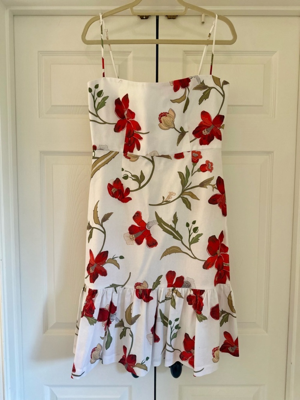 NWOT Coco Shop Georgia Dress in Red Hibiscus size medium